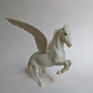 Vintage Pegasus with Removable Wings